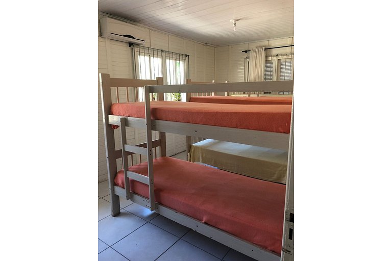 CASA | 3 Quartos | 10 pessoas | Excelente custo beneficio no
